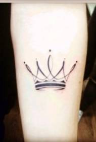 Crown tattoo illustration nobles and elegant crown tattoo pattern