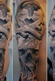 Vole modèl tatoo zo bwa tèt