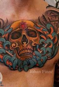 Modello tatuaggio tatuaggio petto