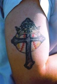 Model de tatuaj cruce și coroană