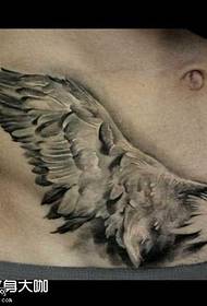 Татуировка крылья живота