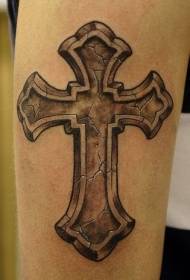 Realistico modello di tatuaggio croce di pietra