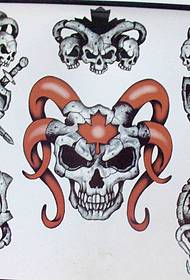 um grupo de desenhos de tatuagem dominadores