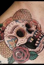 Modello tatuaggio spalla