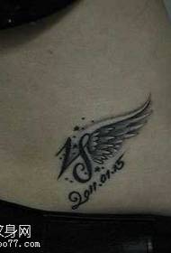 Kis és finom szárnyakkal tetoválás minta