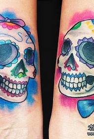 Paar kleur schedel tattoo patroon
