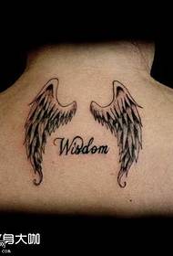Задній крила татуювання візерунок