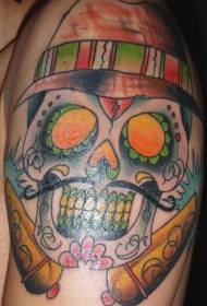 Immagine del tatuaggio del cranio dello zucchero del cappello da portare colorato spalla