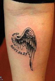 Paže křídla tetování vzor