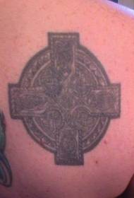 Ang sumbanan sa tattoo nga Totem cross
