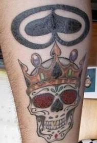 Motif de tatouage couronné couronne couronne