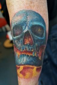 Modello di tatuaggio teschio in fiamme