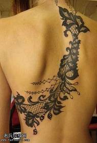 Όμορφο τατουάζ δαντέλα στην πλάτη