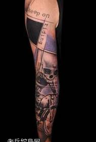Patrón de tatuaje de brazo