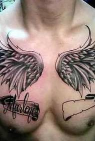 Модел на татуировки на гърдите крила чопър