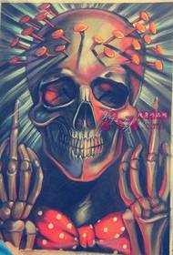 Foto del manoscritto del tatuaggio del cranio di arte