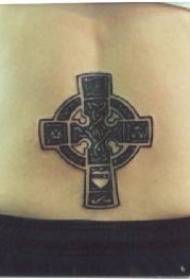 Rygg keltisk knut kors tatuering mönster