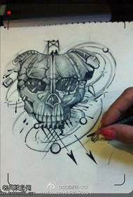 Persoonlikheid swartgrys skets tatoeëermerk manuskripfoto