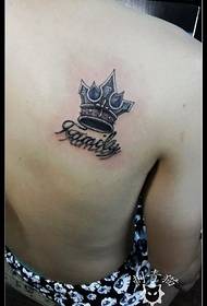 მხრის ხასიათი გვირგვინი tattoo ნიმუში