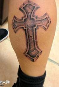 Шаблон татуювання хрестом ноги