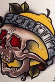 Manoscritto del modello del tatuaggio del schoolkull europeo ed americano