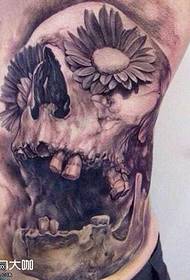 Cintura di mudellu di tatuaggi di fiori