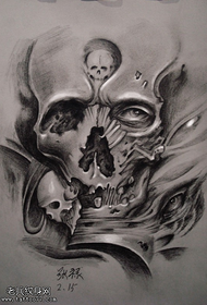 Foto manoscritto tatuaggio teschio schizzo nero grigio