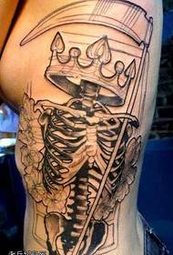Pattern ng tattoo ng skull king tattoo