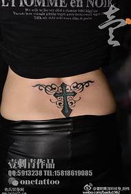 Schema tatuaggio croce in vita