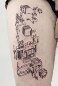 Tattoo κάμερας: 9 εικόνες τατουάζ για την κάμερα
