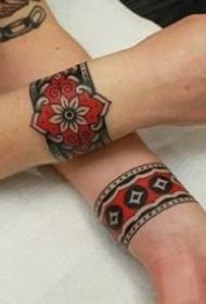 Satu set desain tato untuk cincin pergelangan kaki dan cincin pergelangan kaki