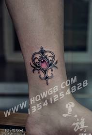 ຮູບແບບ tattoo ເພັດໃນຂໍ້ຕີນ