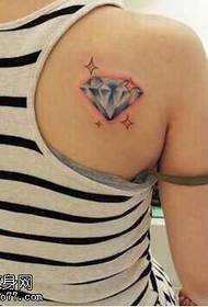 Pada apẹrẹ tatuu Diamond