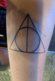 Fekete szürke vázlat geometriai elem kreatív háromszög tetoválás kép