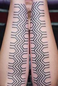 ტატუ გეომეტრია მრავალჯერადი მარტივი ხაზები tattoo ესკიზის გეომეტრიული ტატუტის ნიმუში
