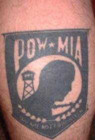 黑囚犯米婭國旗在腿上的紋身圖案
