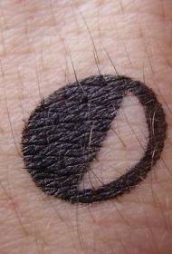 Patró senzill de tatuatge de lluna petita i negra de canell