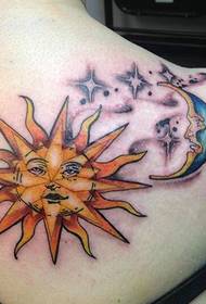 Mažos saulės tatuiruotės, kurias visi labai myli