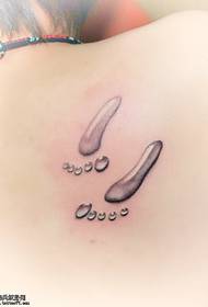 een prachtig tattoo-patroon met waterdruppels