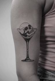 Шема за тетоважа со шише со вино, алкохолно, вино за тетоважа