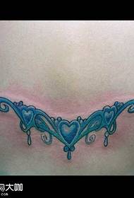 Modello di tatuaggio totem cuore in vita