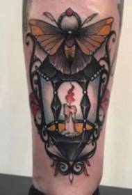 Modello tatuaggio occidentale luci scuola stile retrò