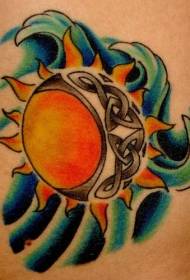 Сонце і кельтський місяць татуювання татуювання