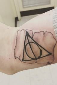 Braccio divertente modello di tatuaggio geometrico