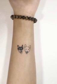 tattoo ນ້ອຍຂະ ໜາດ ນ້ອຍສົດແລະ ໜ້າ ຮັກ