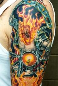 Patrón de tatuaxe de chama de esqueleto de motocicleta de brazo grande