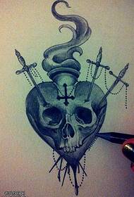 iphethini yemidwebo ye-skull tattoo