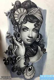 ຮູບແບບ tattoo ສາວລັກສະນະ