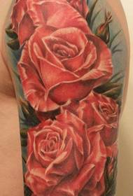 Bellissimo e delicato motivo a tatuaggio rosa rosa