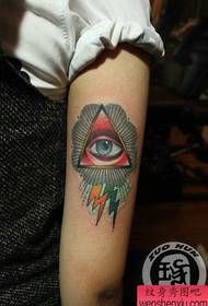Kar klasszikus hűvös Isten szemét villám tetoválás mintával